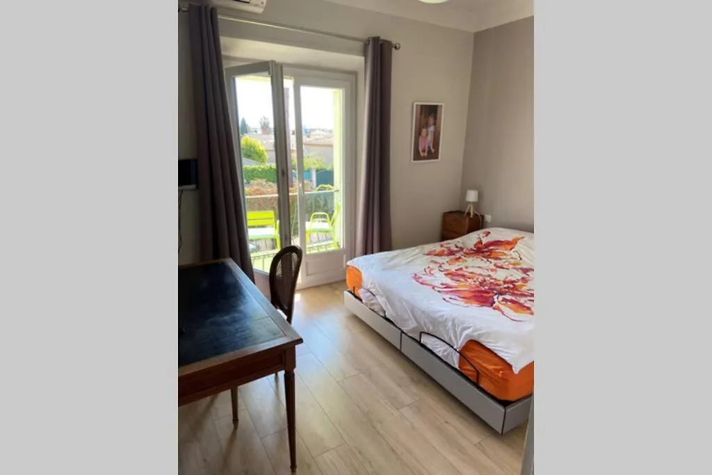 Appartement Appart. familial avec piscine jacuzzi clim. wifi à Hyères