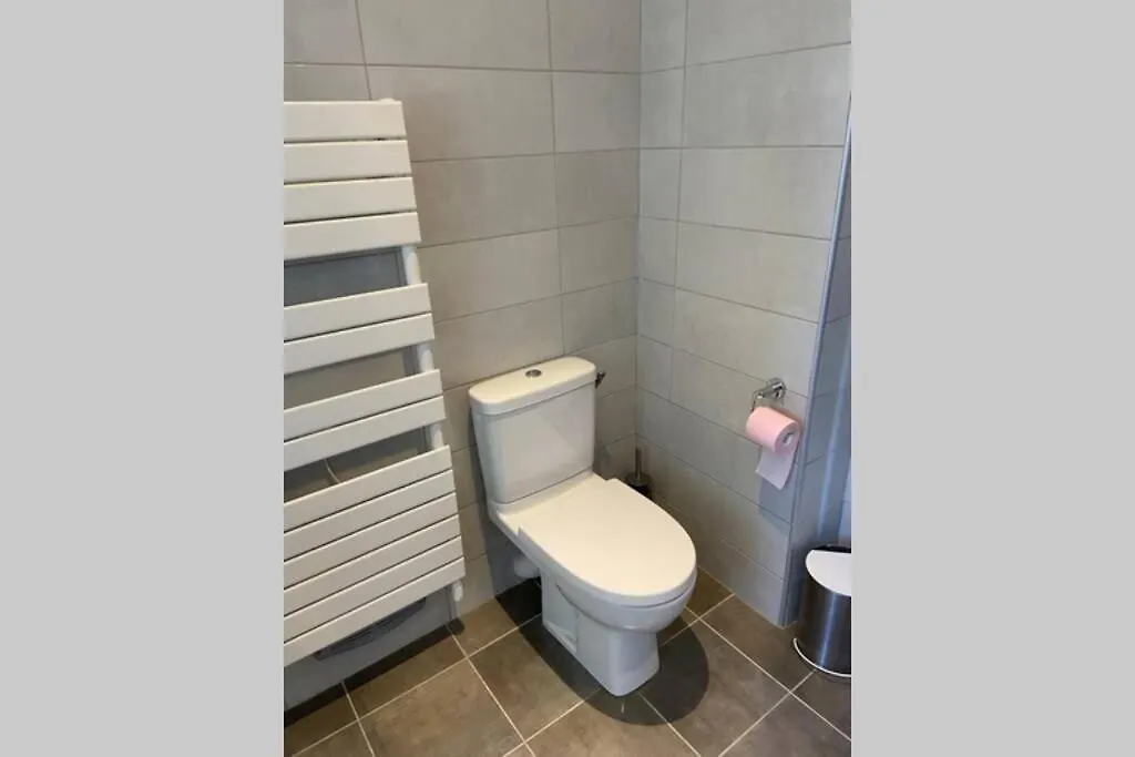 Appartement Appart. familial avec piscine jacuzzi clim. wifi à Hyères