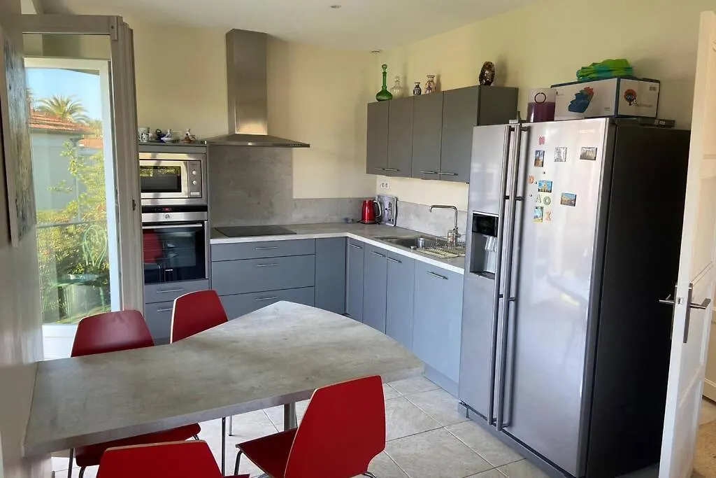 Appart. Familial Avec Piscine Jacuzzi Clim. Wifi Apartment Hyeres